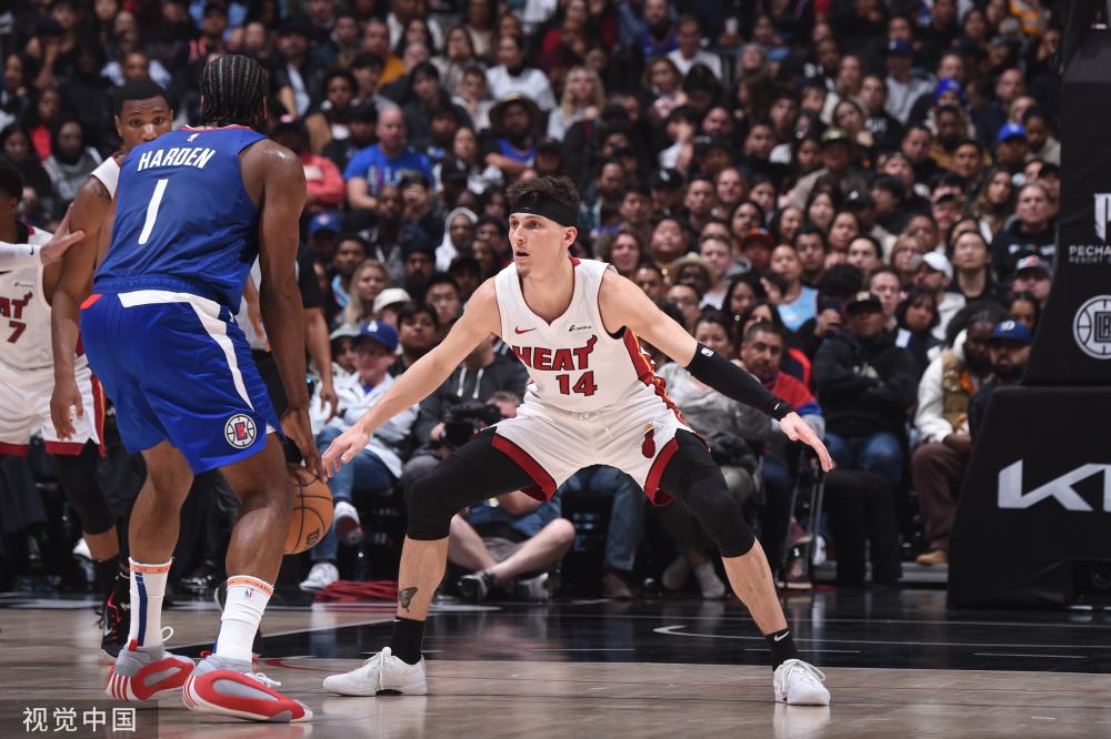 这位球迷显 这位球迷显